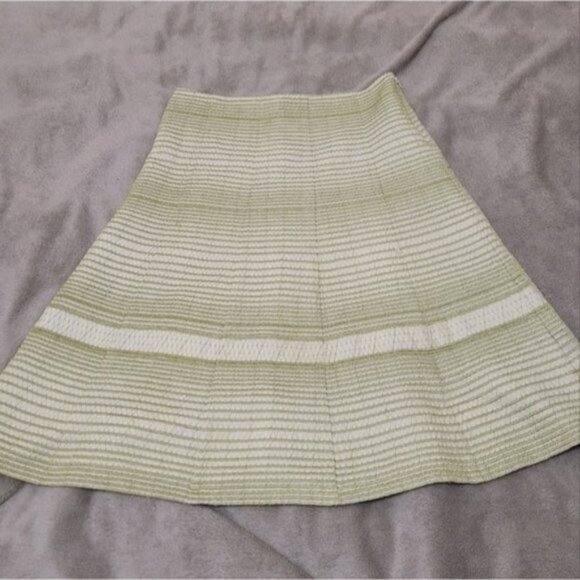 Club Monaco embroidered skirt size 4 - Picture 3 of 11